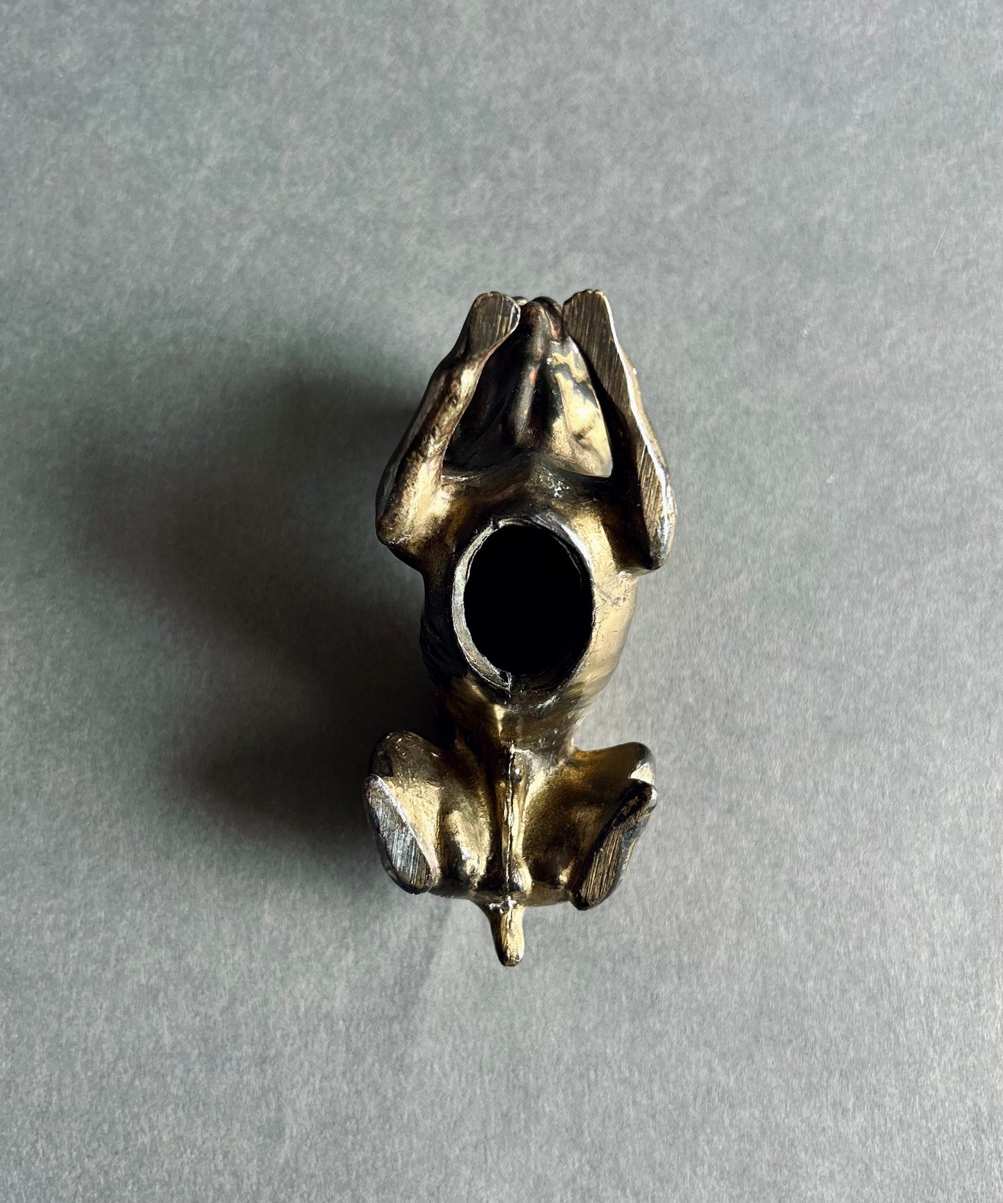 Brass bulldog