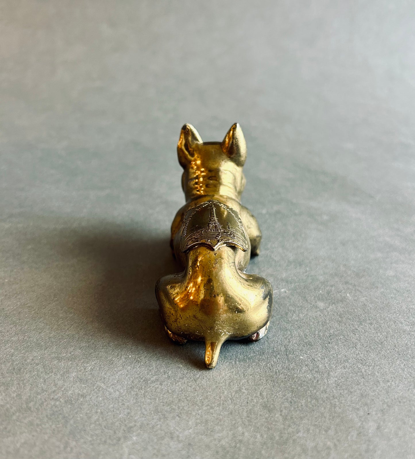 Brass bulldog