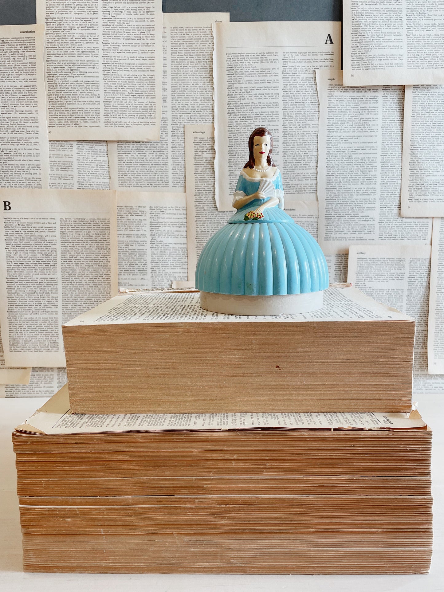 Vintage Sewing Kit // Spool Storage // Doll