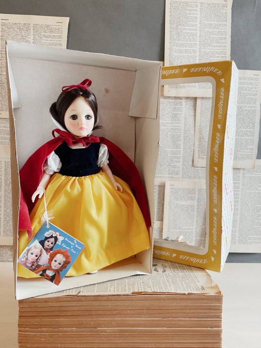 Vintage Effanbee Doll // Snow White