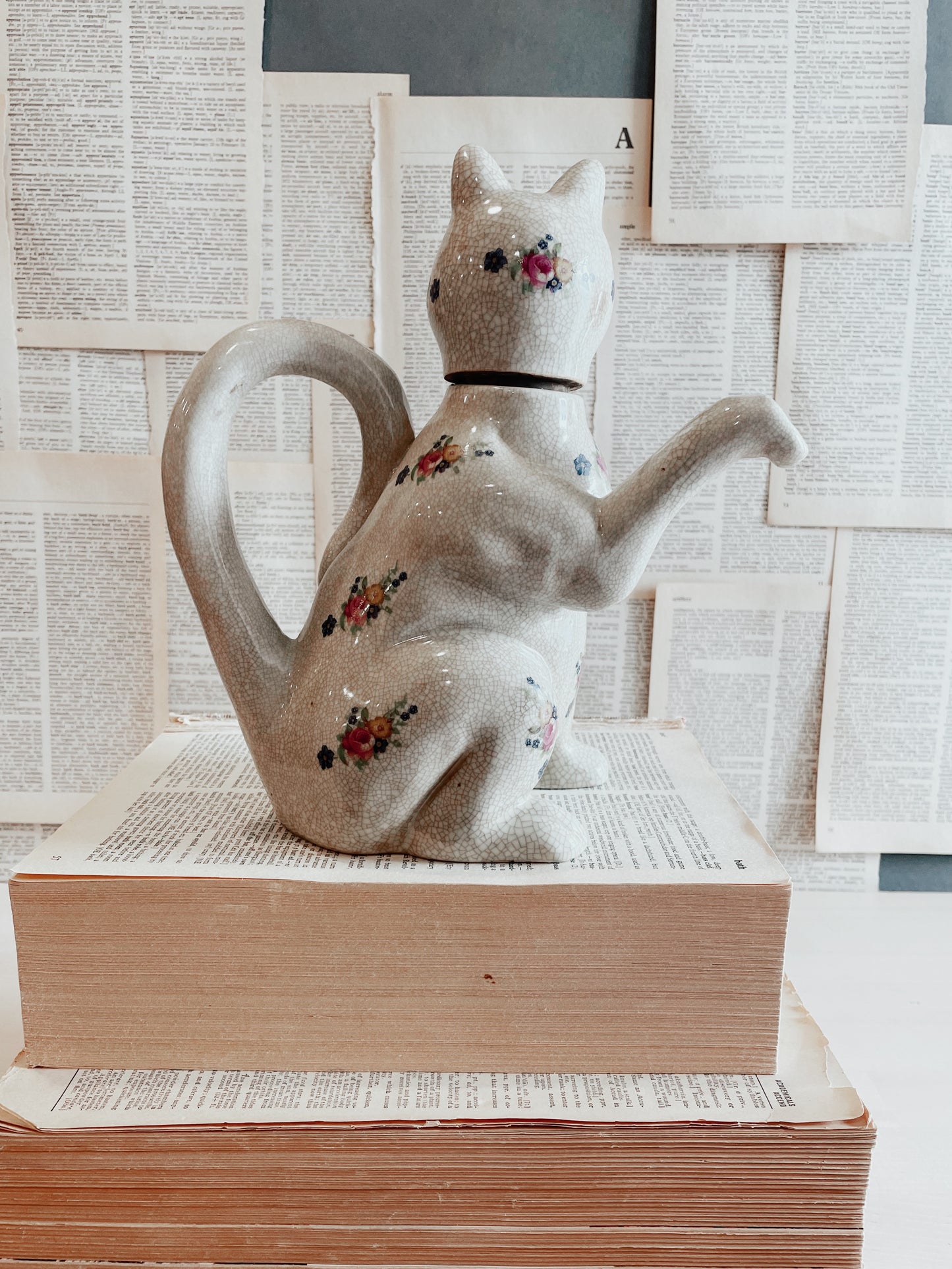 Vintage Cat Tea Pot