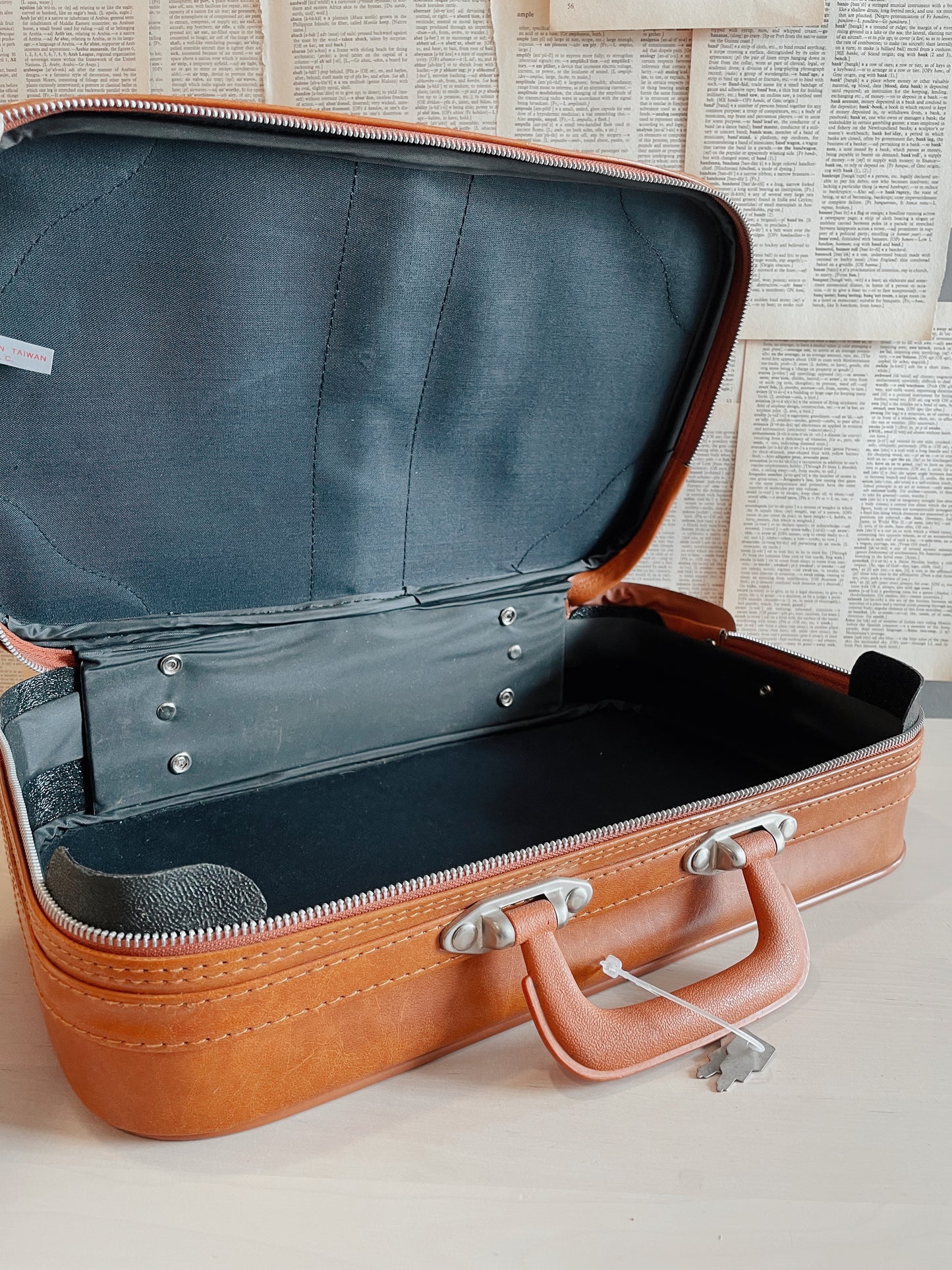 Vintage Leather Attaché Case // Stitched Leather // Suitcase // Briefcase
