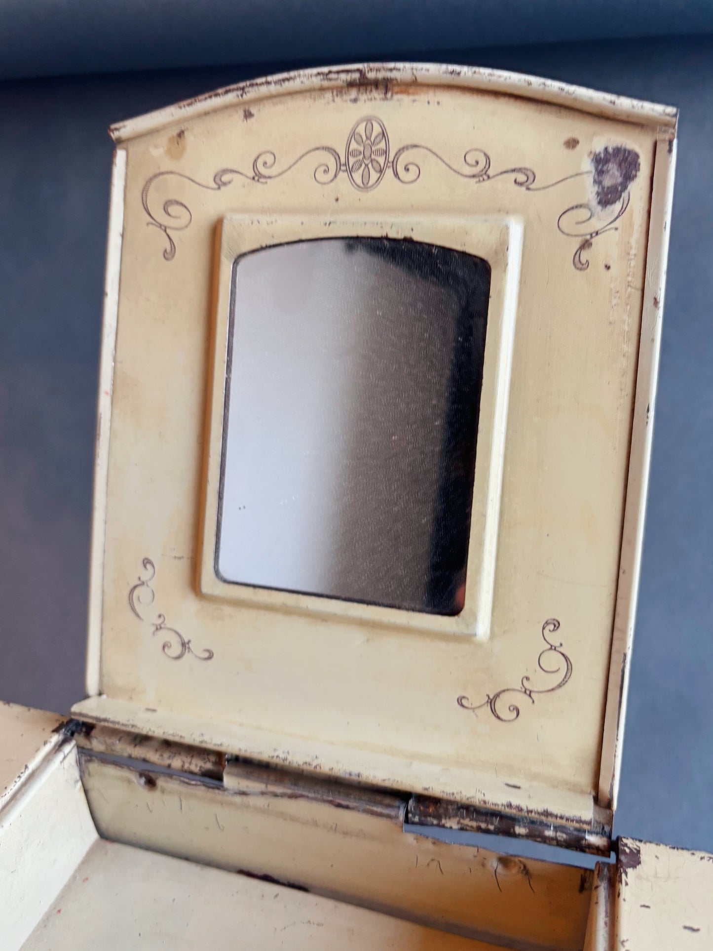 Vintage Doll Sized Tin Vanity