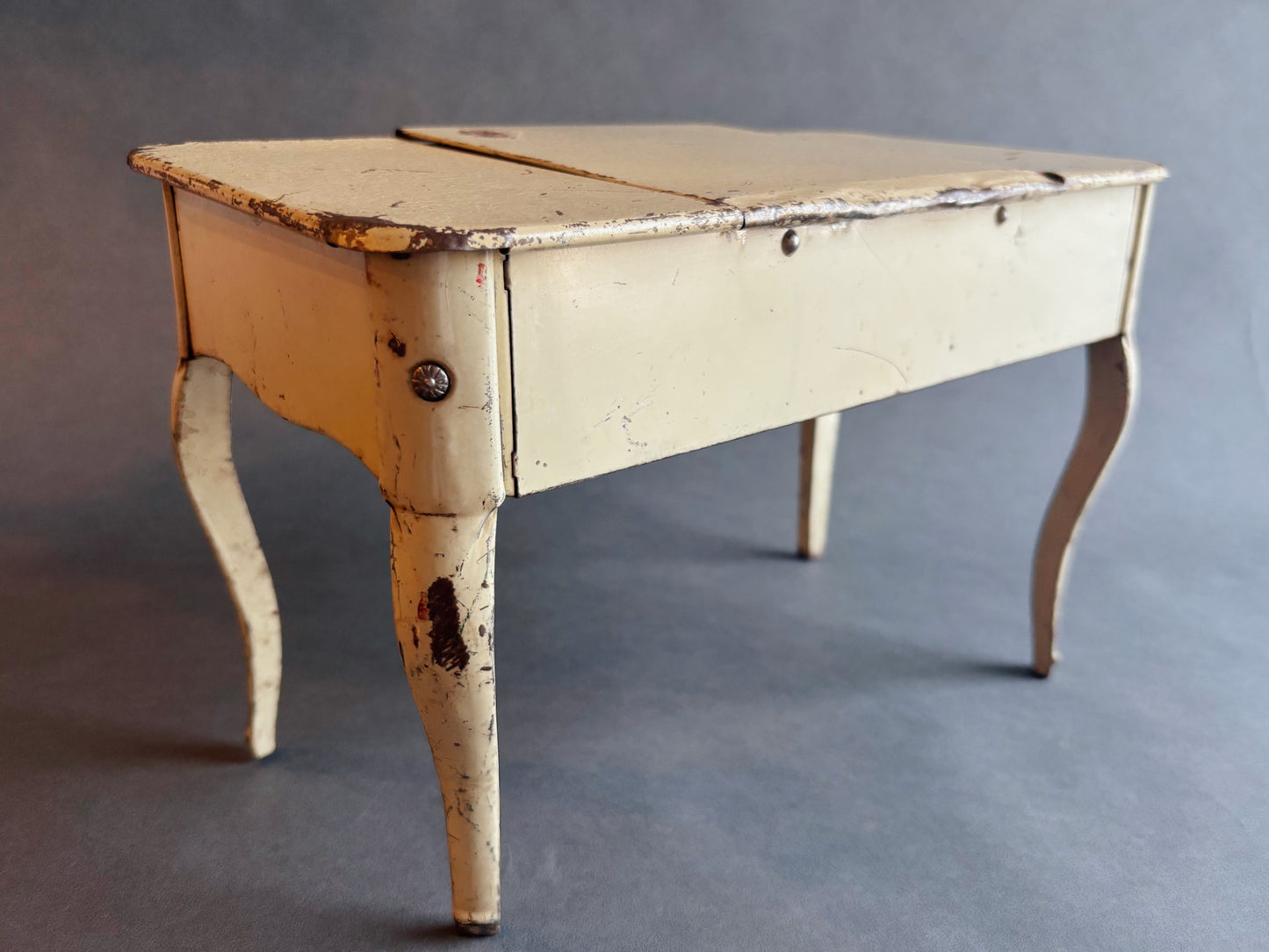 Vintage Doll Sized Tin Vanity