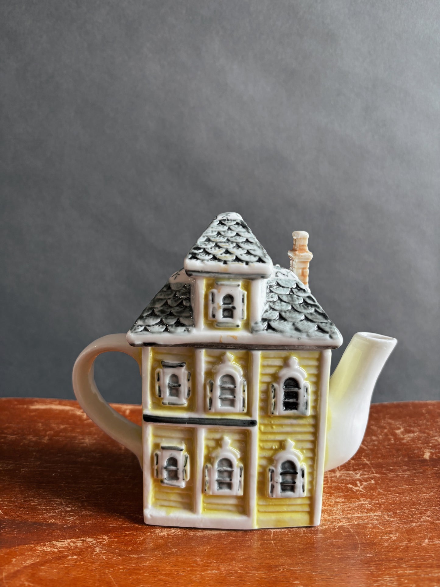 Victorian House Teapot
