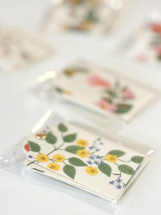 Set of Six Gift Tags With Grommet
