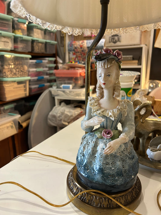 Blue Lady Rococo Lamp