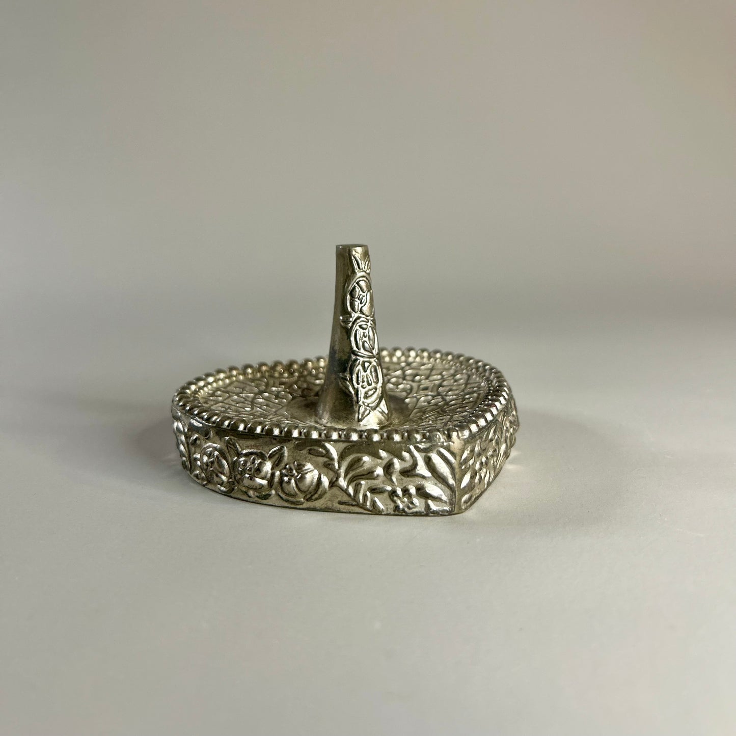 Silver plated ring holder