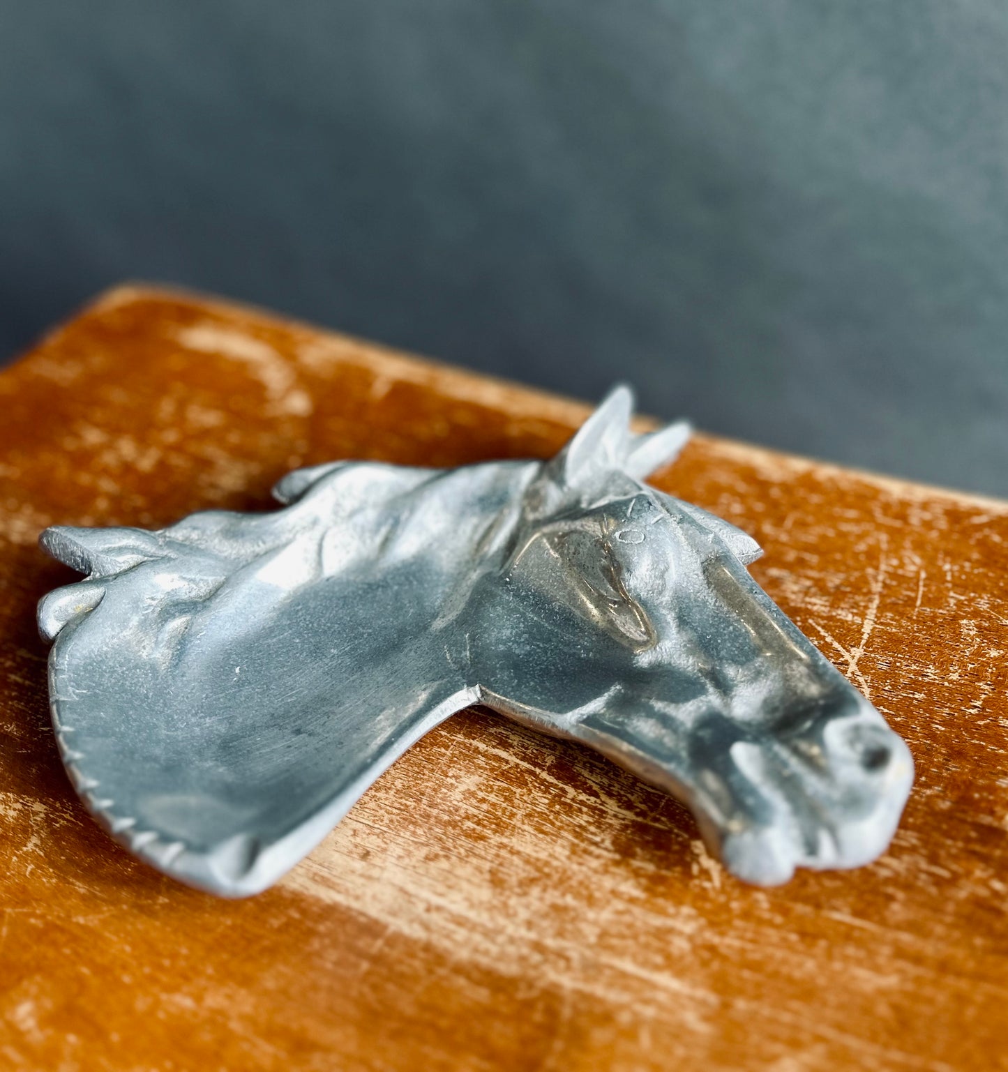 Horse head trivet