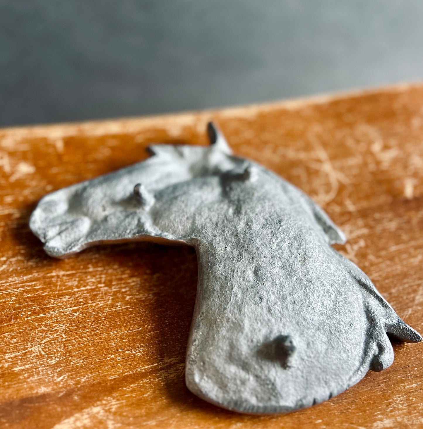 Horse head trivet