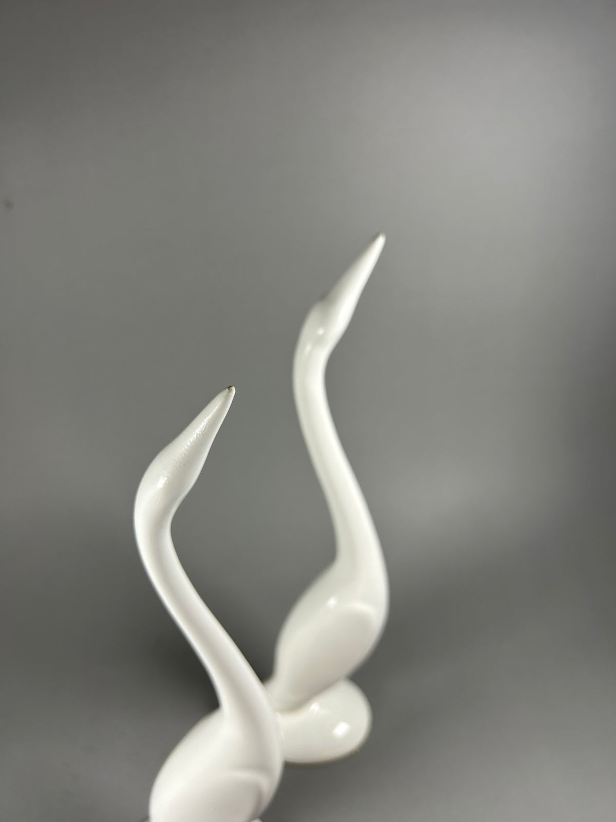 Rocky Mtn. Pottery co. pair of white swan statues