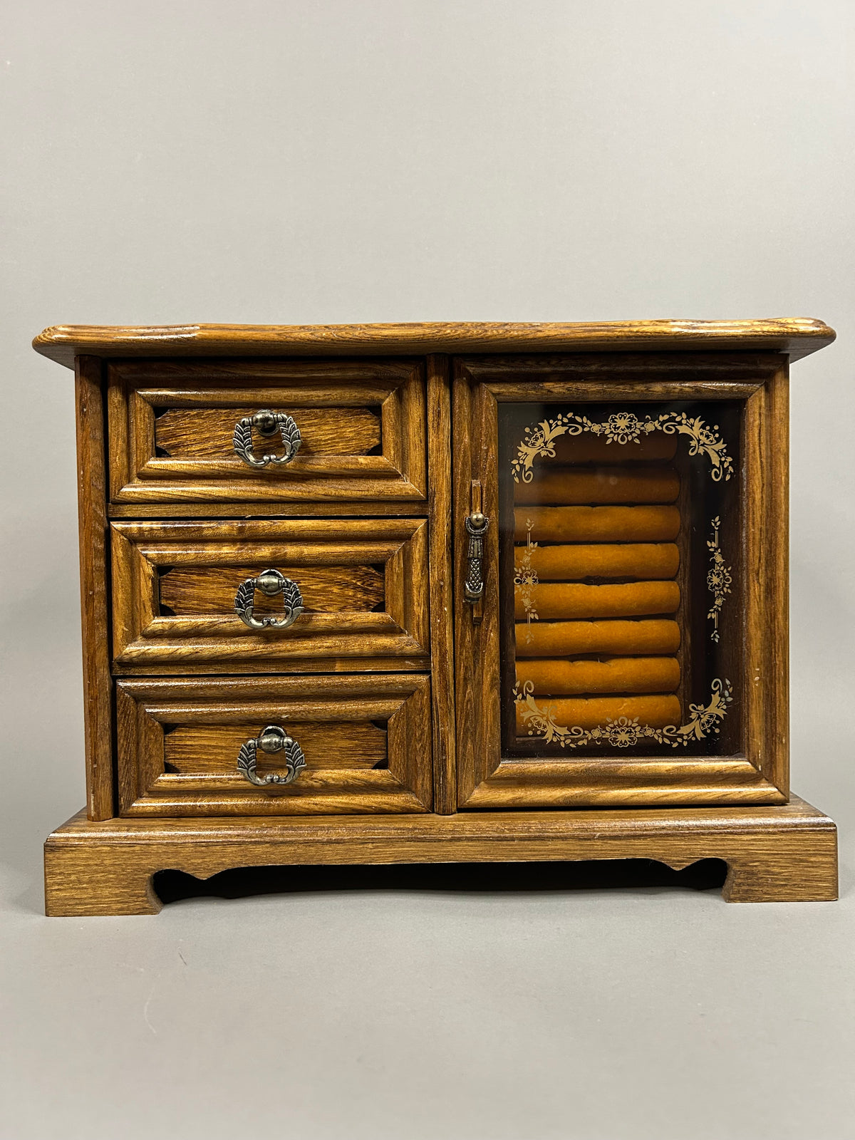 Wooden music box jewelry case
