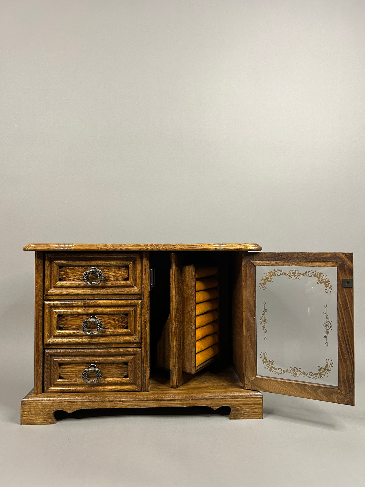 Wooden music box jewelry case