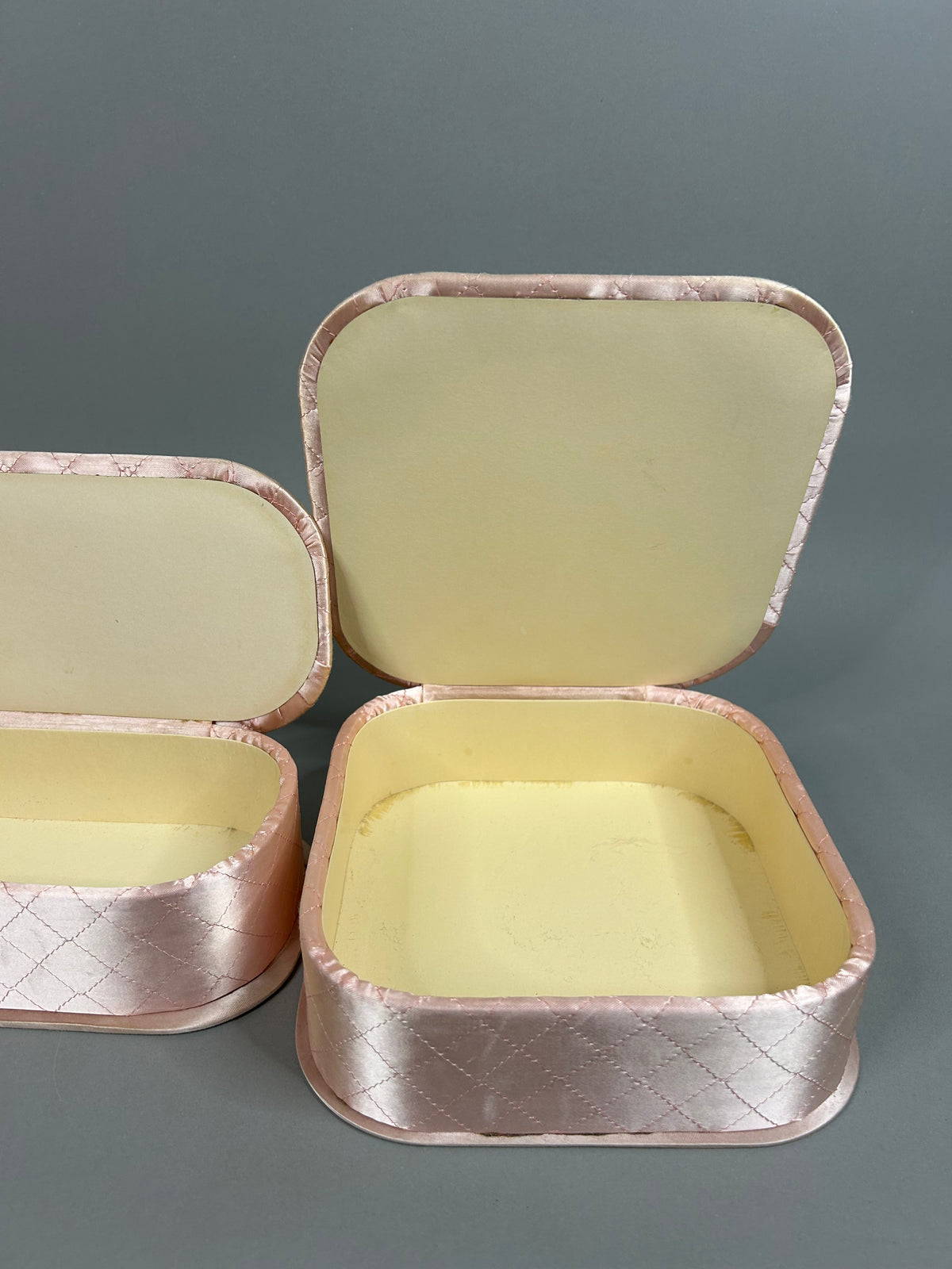 Set of powder pink quilt pattern stow cases