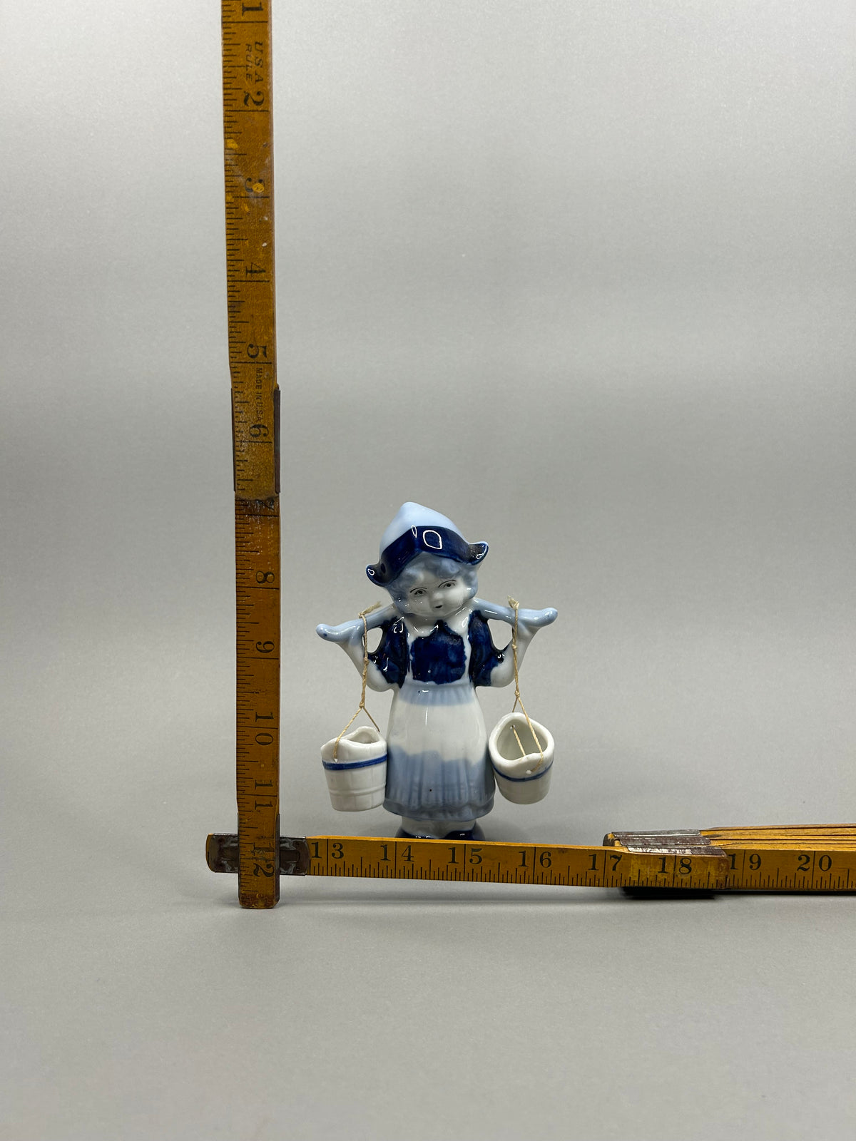 Delft-style Dutch Milkmaid