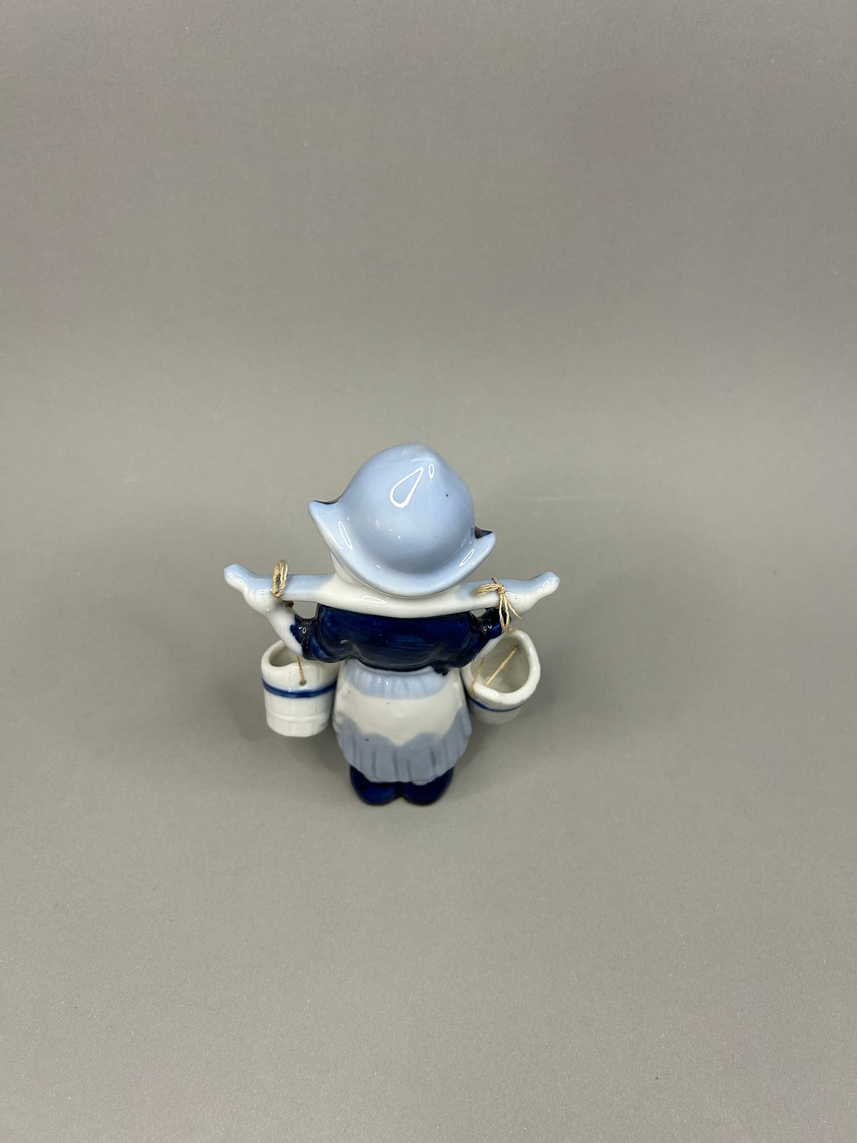 Delft-style Dutch Milkmaid