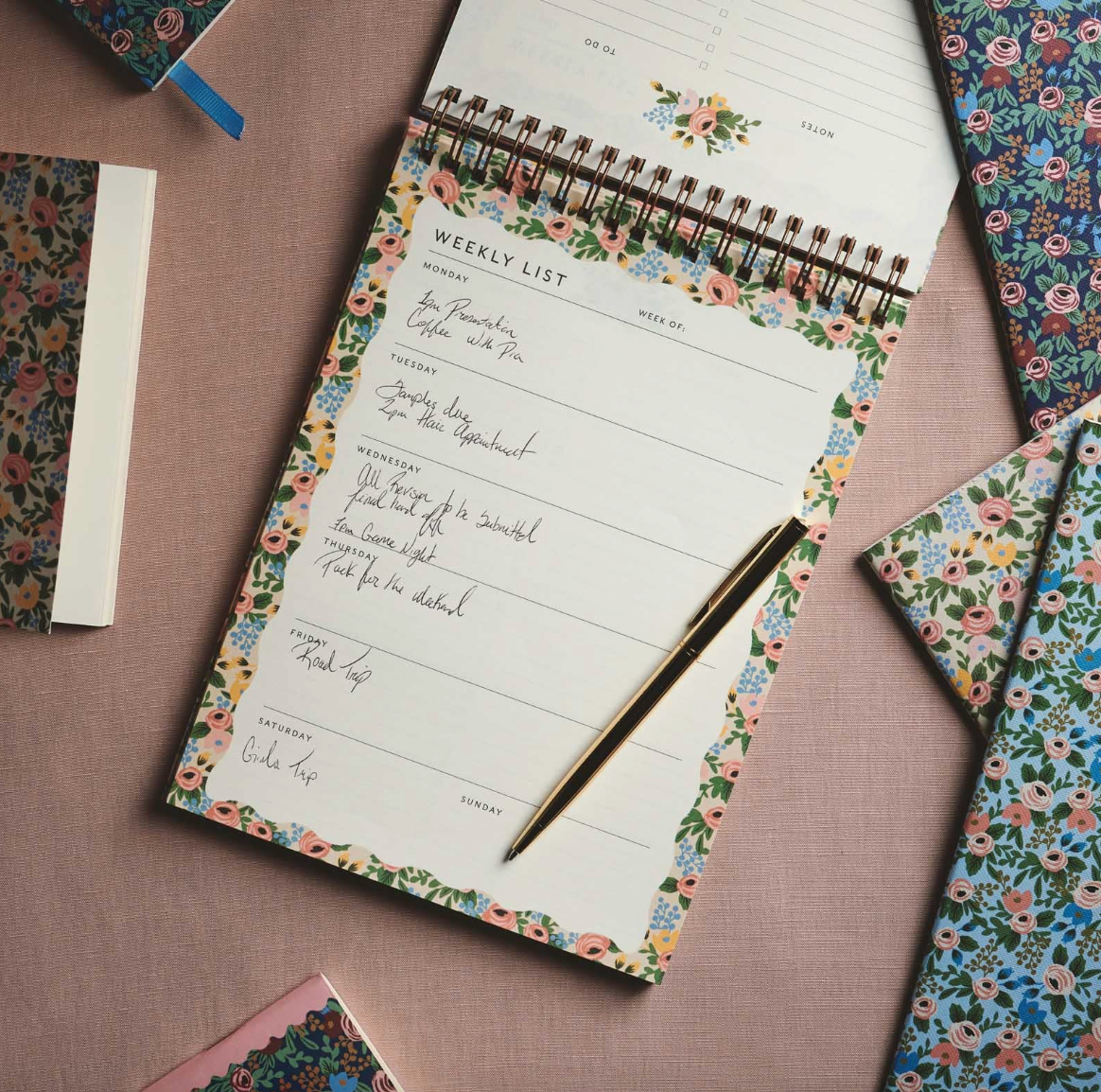 Rosa Desktop Weekly Planner