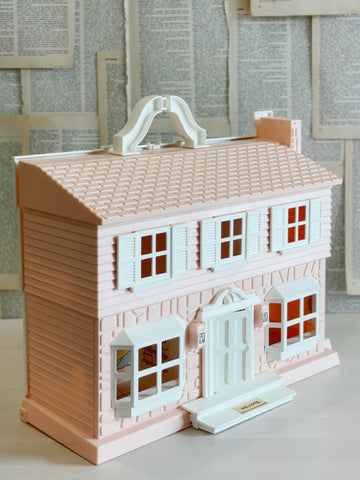 Vintage Doll House - Pink - 1970s